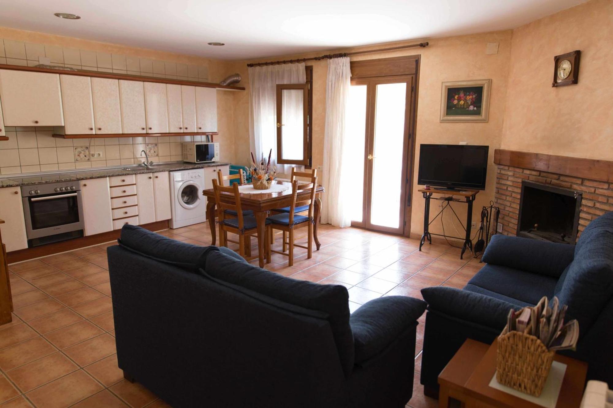 Apartamentos Casa Lola Rodeados De Montanas Y Rios ベセイテ 部屋 写真
